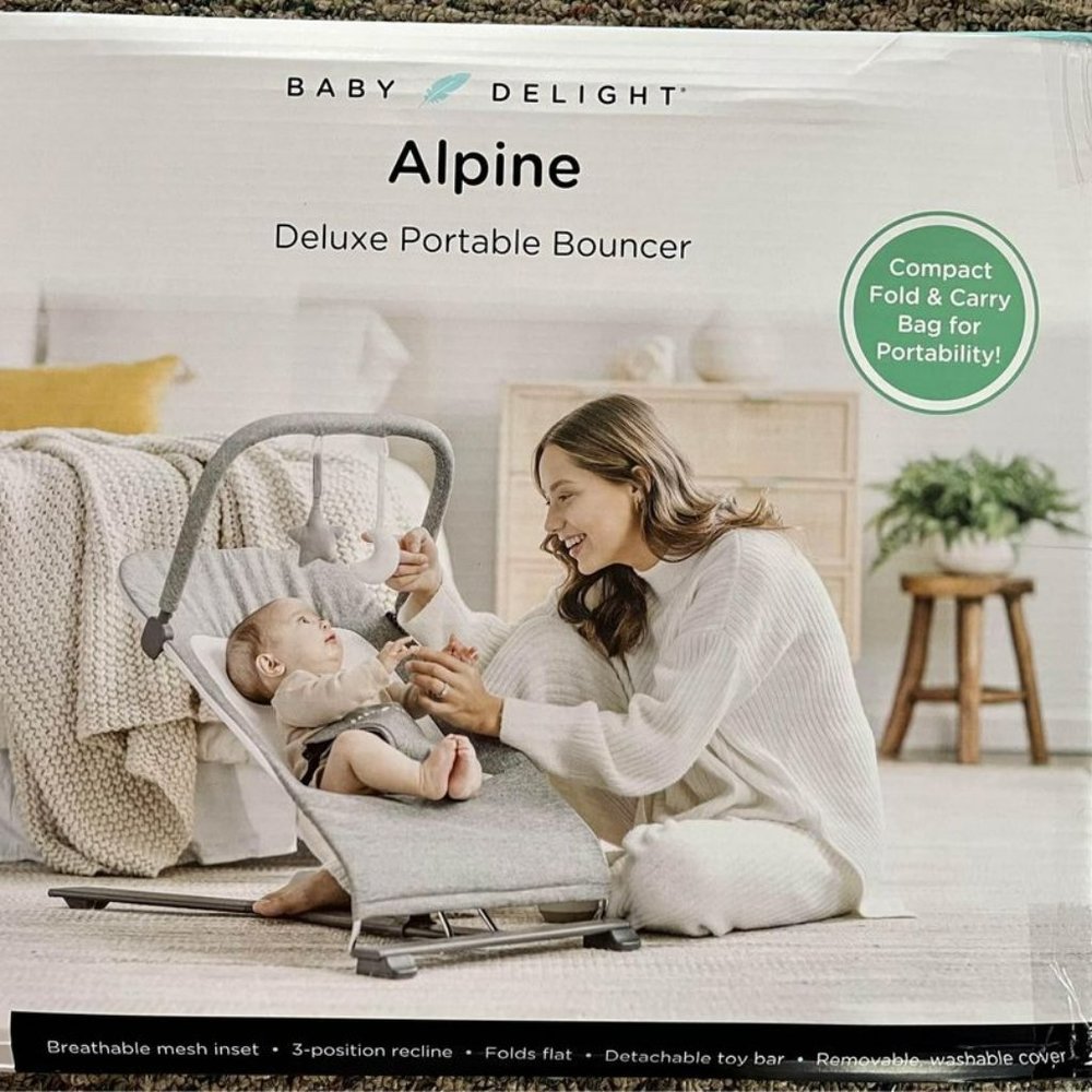 Deluxe Portable Bouncer - 0 - 6 Months